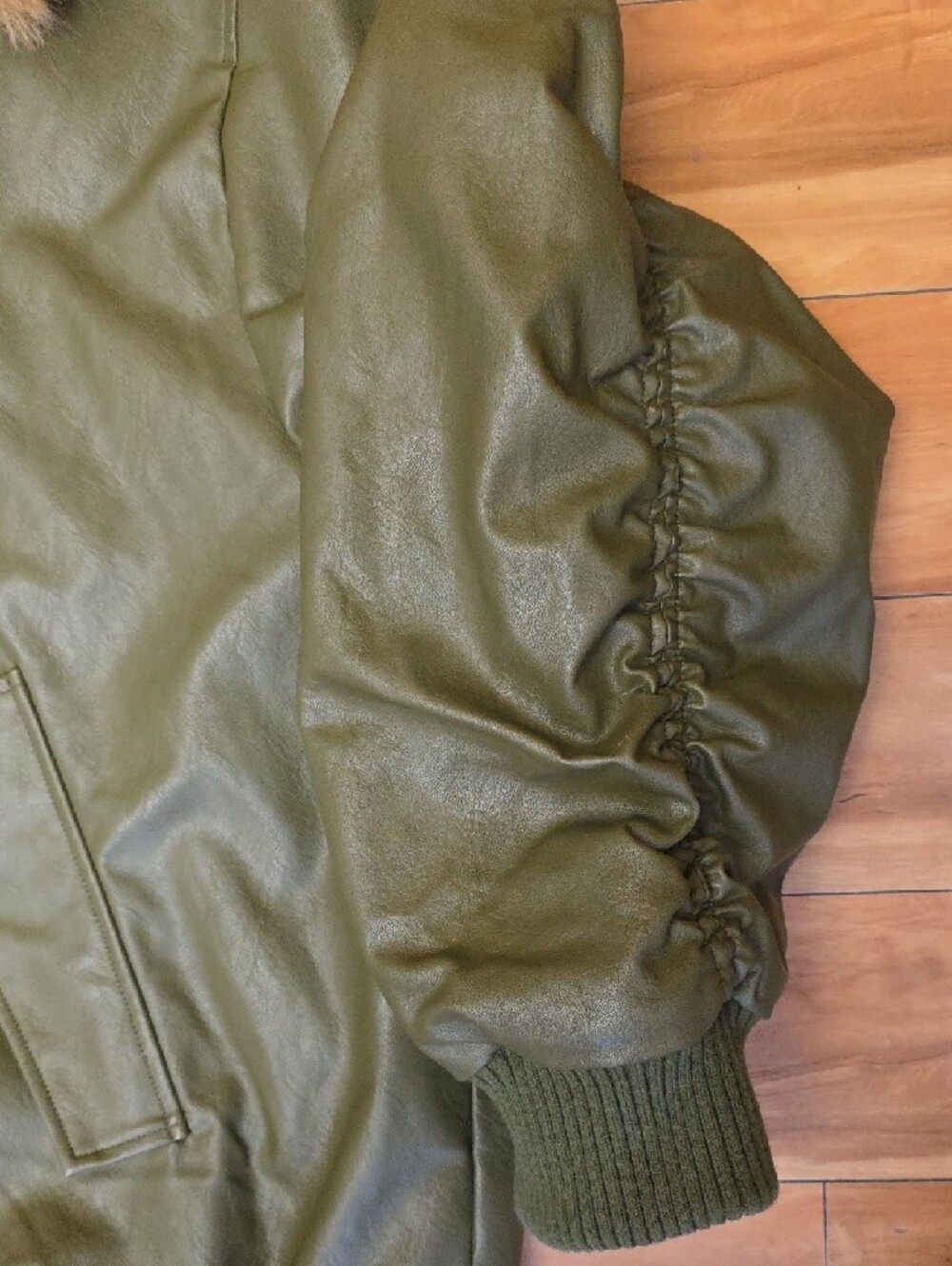 Ashley Graham Faux Leather Bomber Moto Jacket Fur Collar Olive Size 3X NEW - Picture 5 of 16